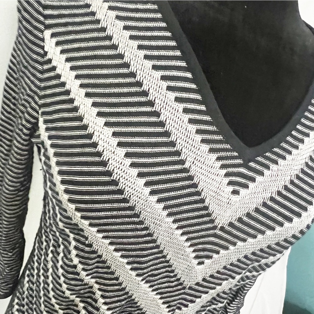 😻VTG Dana Buchman Striped V-Neck Blouse - Picture 2 of 7